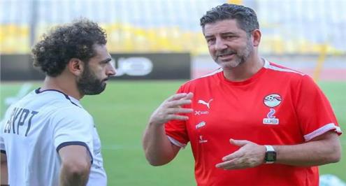 وكيل فيتوريا يكشف.. تفاصيل سداد الشرط الجزائي.. عرض أهلي جدة الضخم.. وعلاقته بصلاح